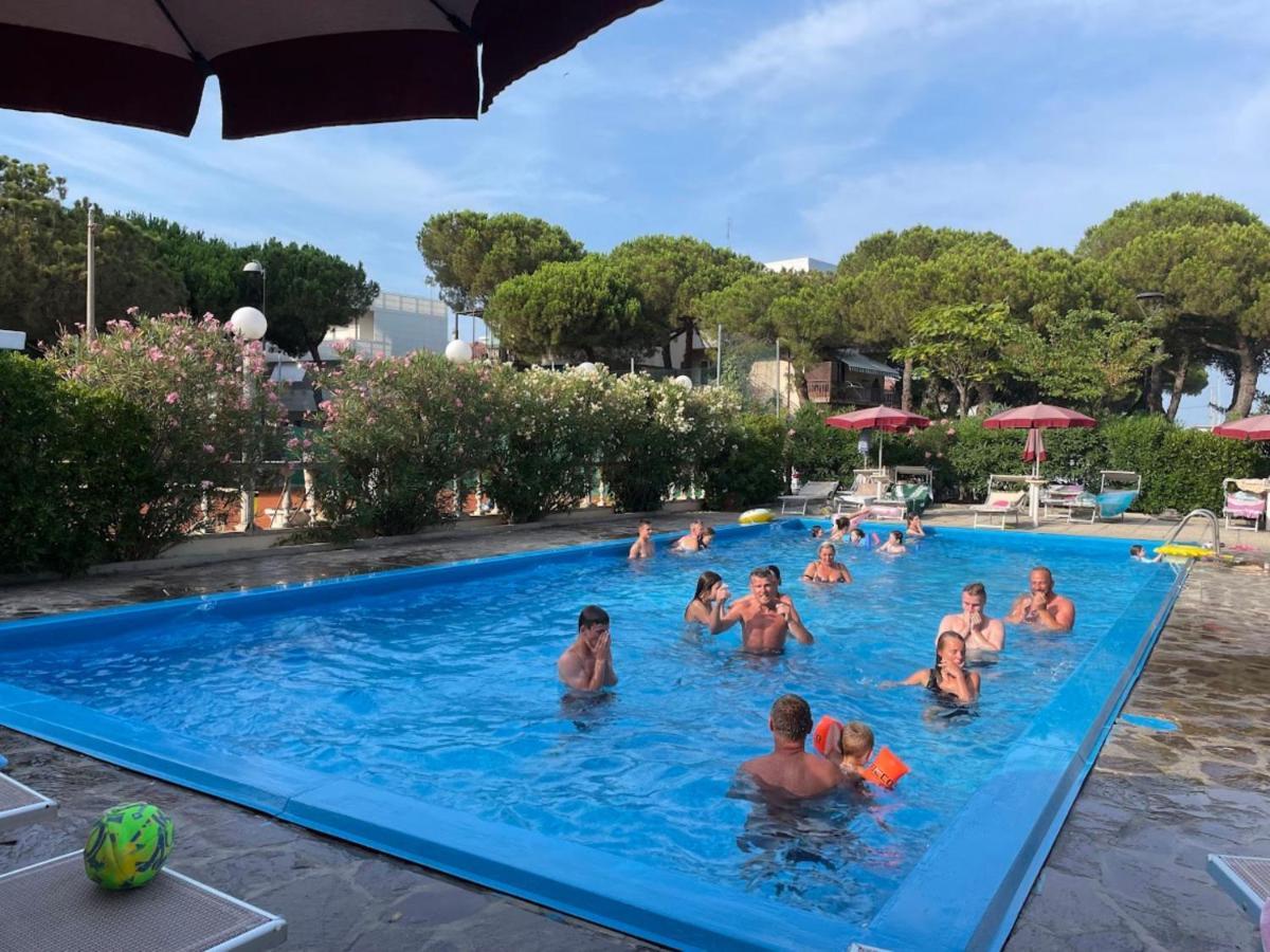 Hotel Franca Μιλάνο Μαριτίμα Εξωτερικό φωτογραφία