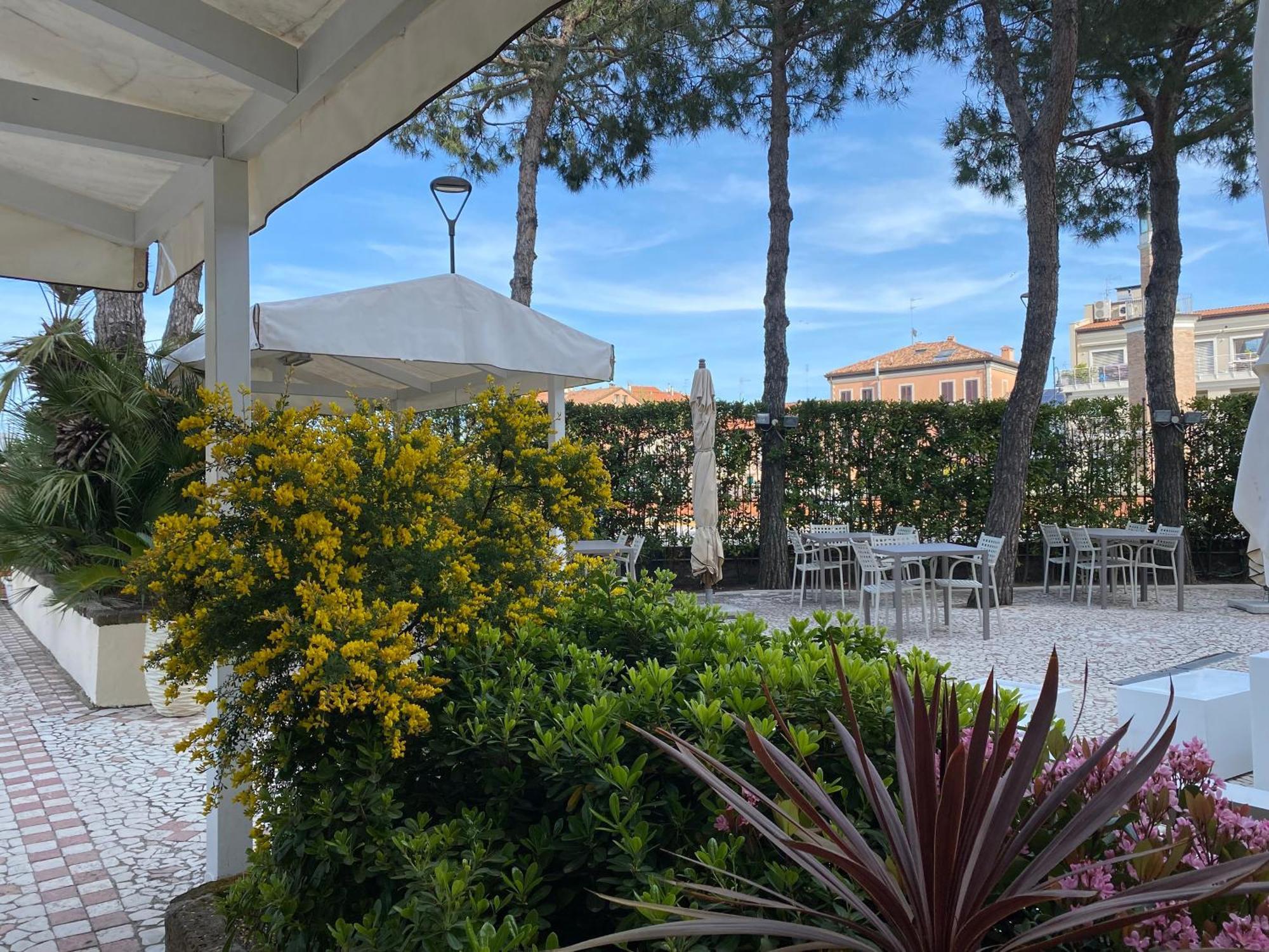 Hotel Franca Μιλάνο Μαριτίμα Εξωτερικό φωτογραφία