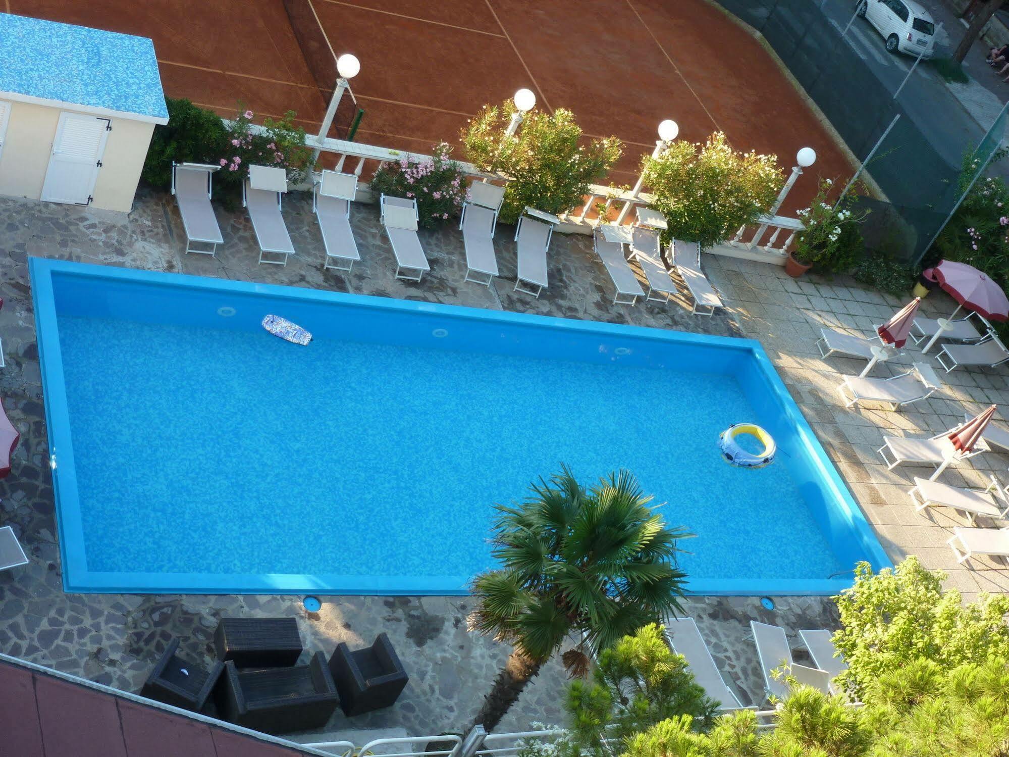 Hotel Franca Μιλάνο Μαριτίμα Εξωτερικό φωτογραφία