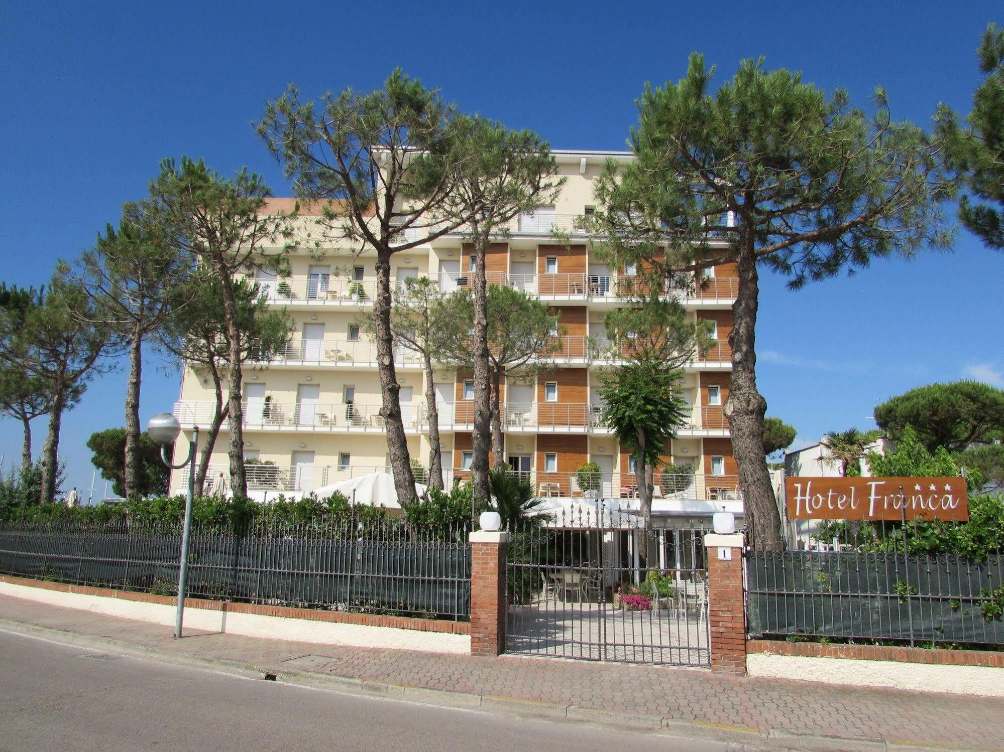 Hotel Franca Μιλάνο Μαριτίμα Εξωτερικό φωτογραφία