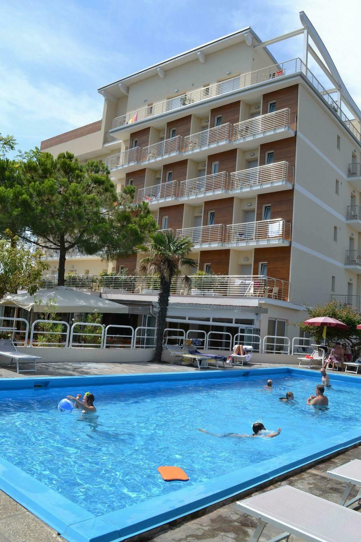 Hotel Franca Μιλάνο Μαριτίμα Εξωτερικό φωτογραφία